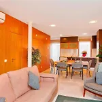 Executive Townhouse, Centre, Shared Pool * Тавира
